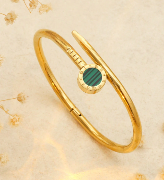 Roman Numerals 21K Gold Bracelet
