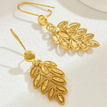 Vintage Leaf Dangle 21K Gold Earrings